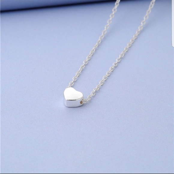 Golden Threads Jewelry - Minamalist Heart Necklace❤